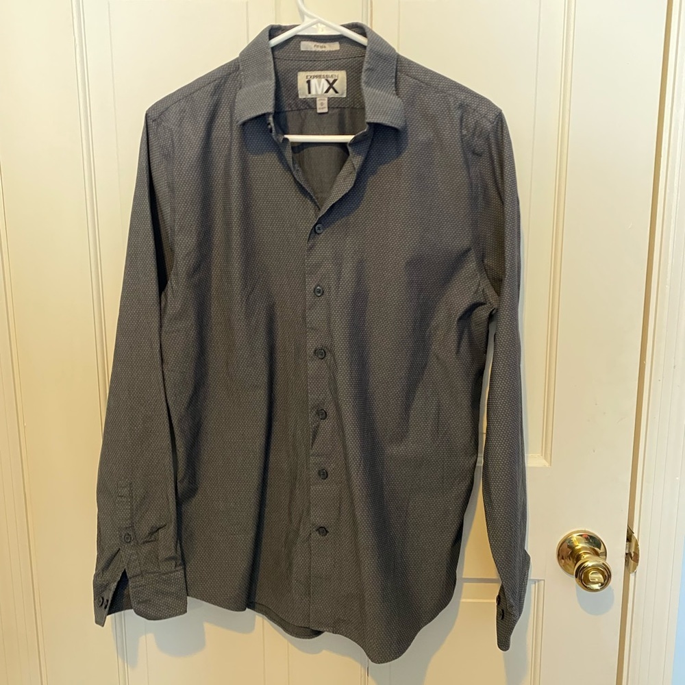 ExpressMen Fitted Button Up Dress Shirt MEDIUM